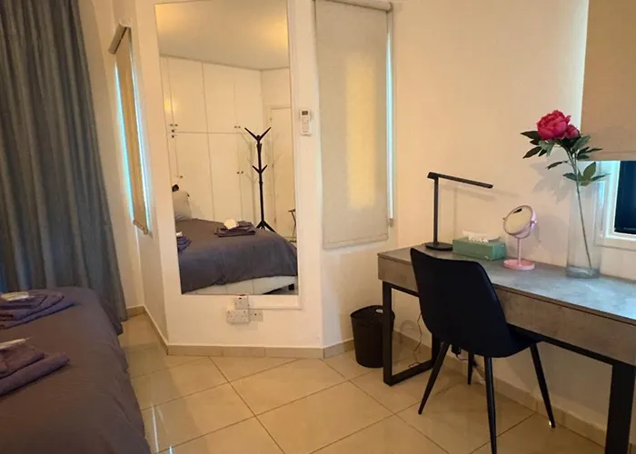 アパート Flh - Feel Like Modern 1-bedroom Ground Floor In Strovolos