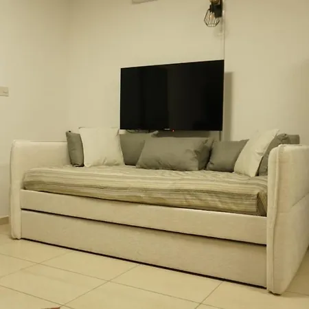 Modern 1-bedroom Ground Floor In Strovolos Lakatamia