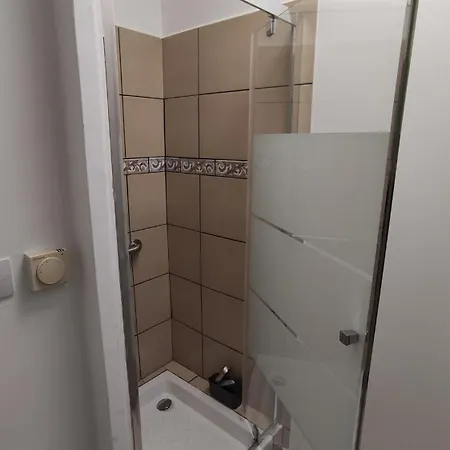 Apartment Modern 1-bedroom Ground Floor In Strovolos Lakatamia