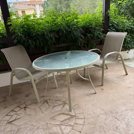 Modern 1-bedroom Ground Floor In Strovolos